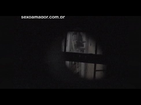 ❤️ Blondie được bí mật quay video bởi một voyeur hàng xóm ẩn sau những viên gạch rỗng ☑  Siêu khiêu dâm  tại chúng tôi  ️❤